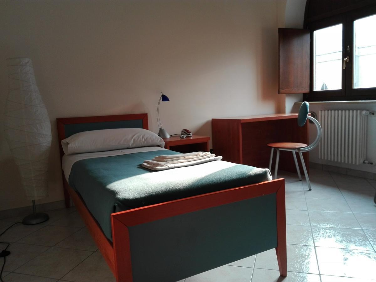Casa Per Ferie San Francesco Hotel Susa Kültér fotó