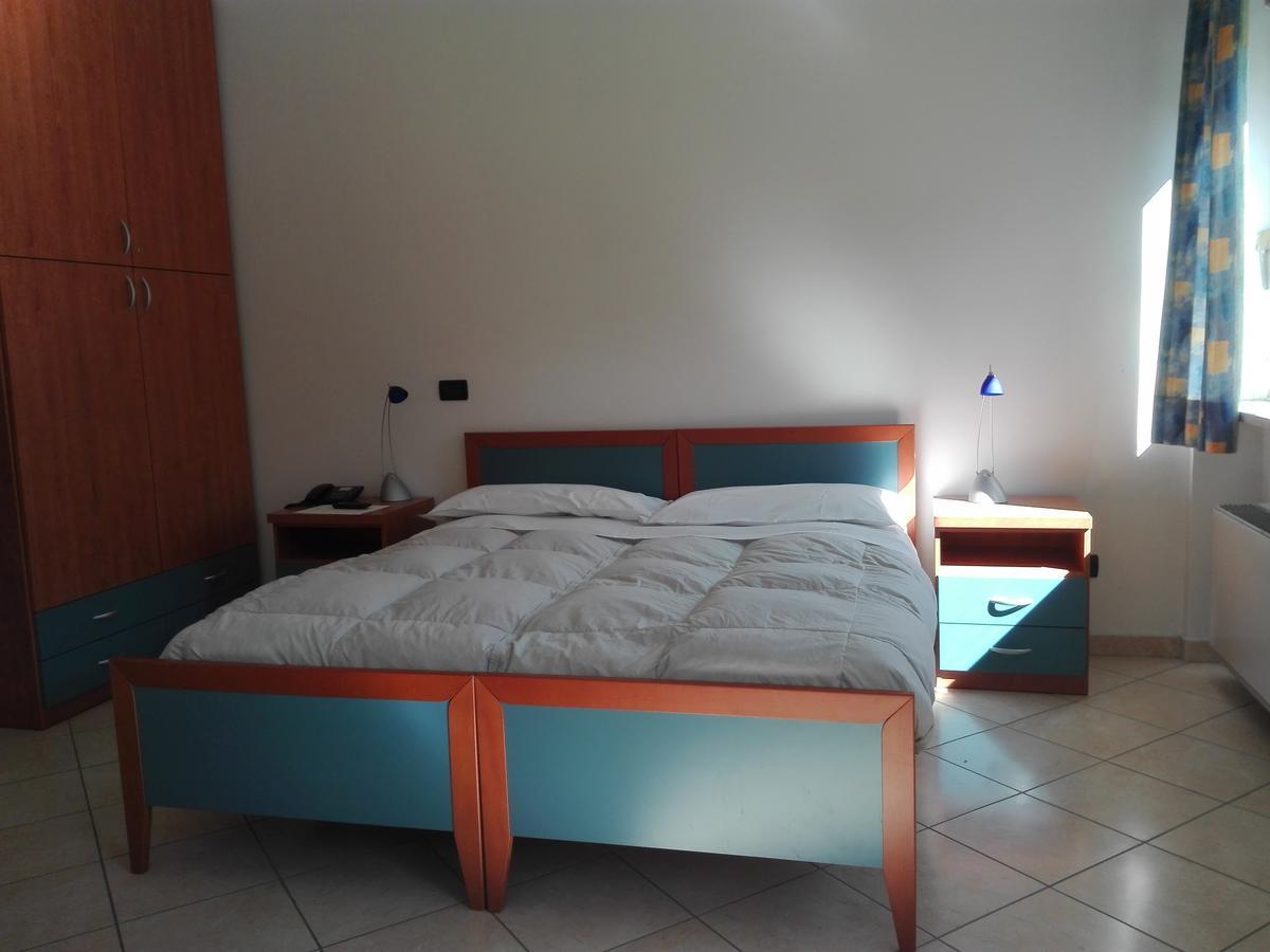 Casa Per Ferie San Francesco Hotel Susa Kültér fotó